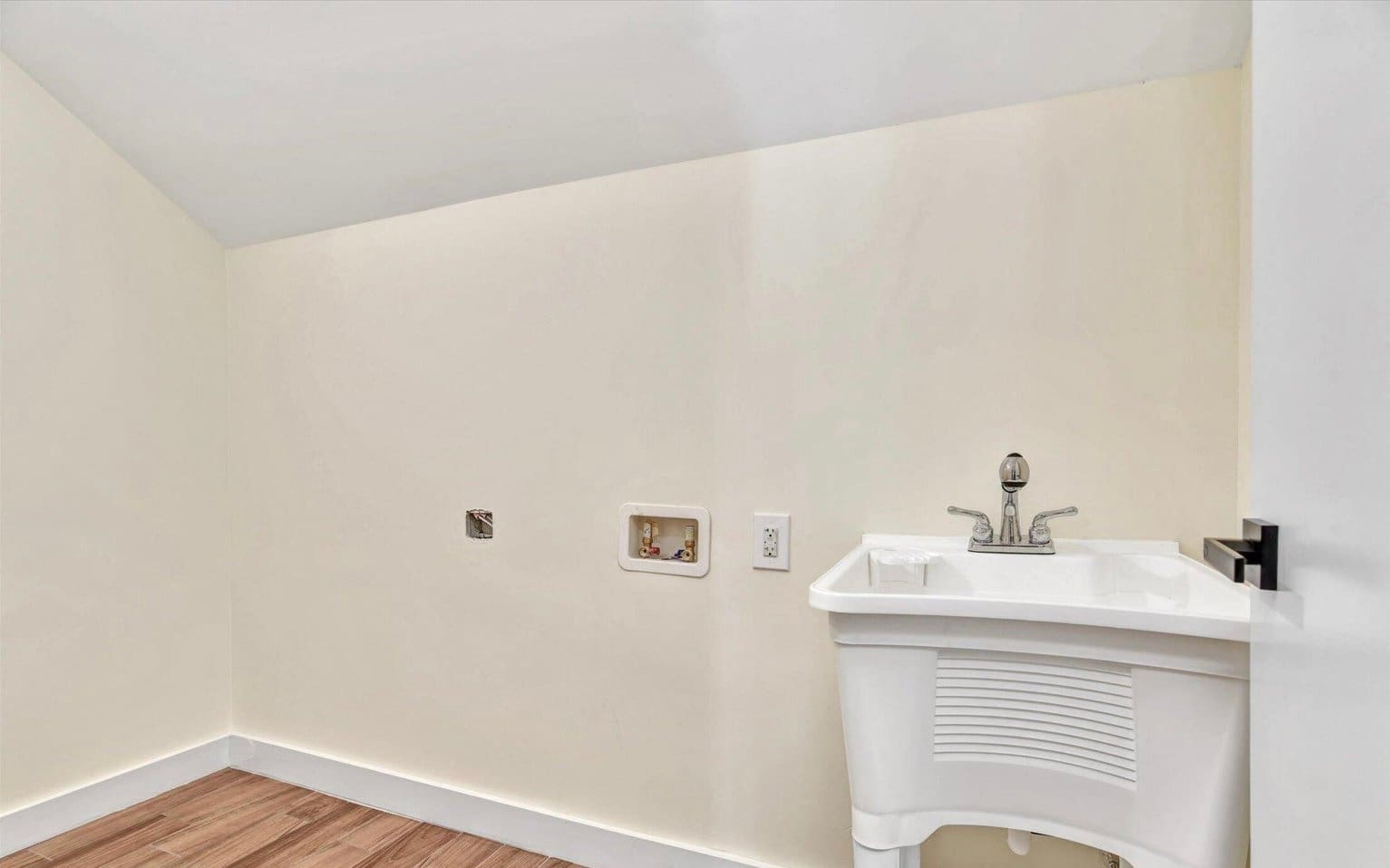 Property gallery image